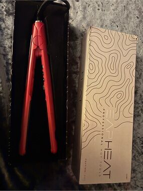 Professional Hot Tools Red Hair Straightener